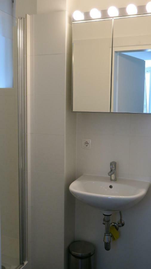 2 Zimmer Wohnung Vienna Luaran gambar